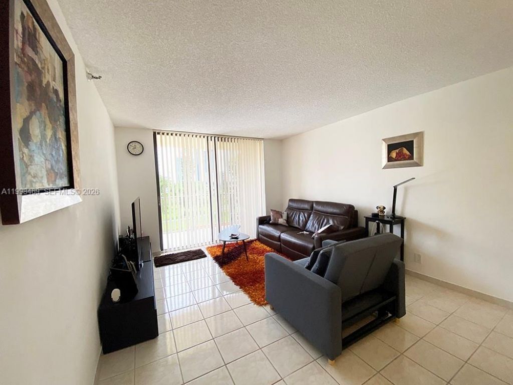 290 174th St , Unit 414, Sunny Isles Beach, FL 33160 Photo