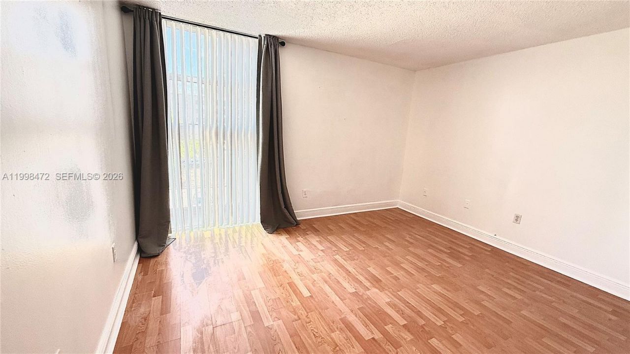 1035 West Ave, Unit 306, Miami Beach, FL 33139 Photo