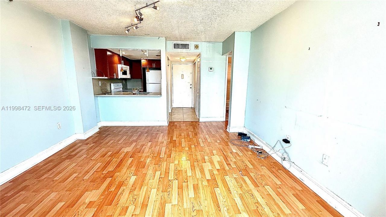 1035 West Ave, Unit 306, Miami Beach, FL 33139 Photo
