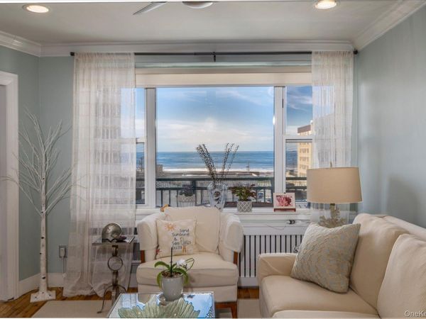 333 E Broadway, Unit 4H, Long Beach, NY 11561