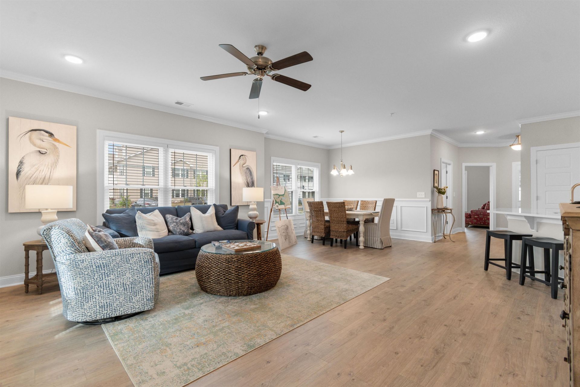 1144 Freeboard St. Photo 11