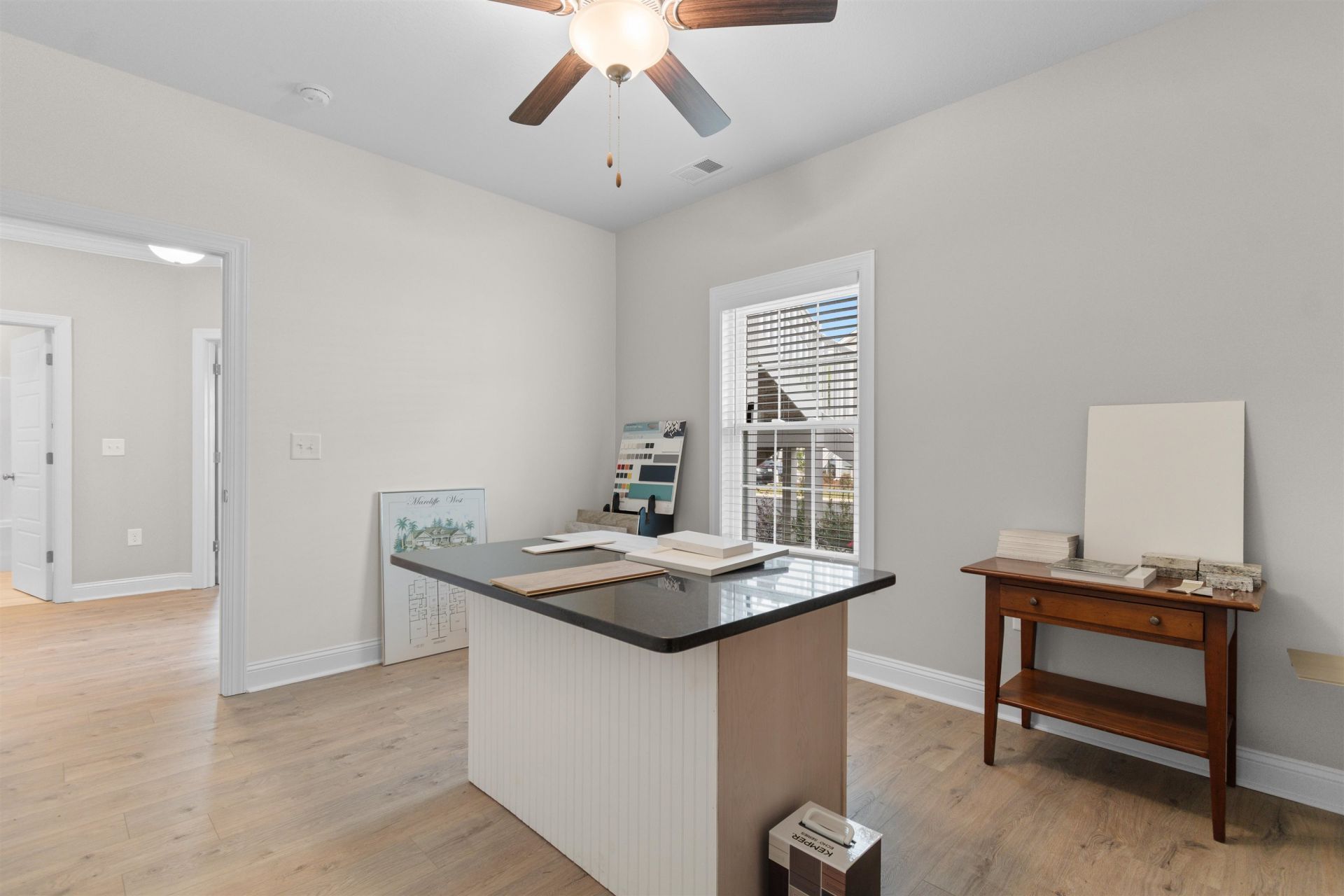 1144 Freeboard St. Photo 21