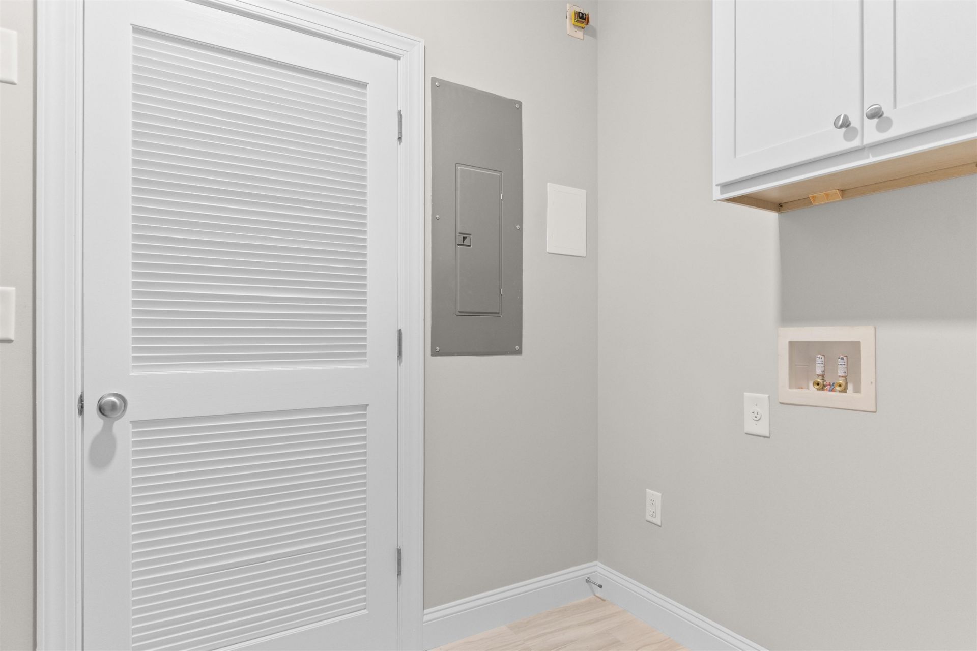 1144 Freeboard St. Photo 25