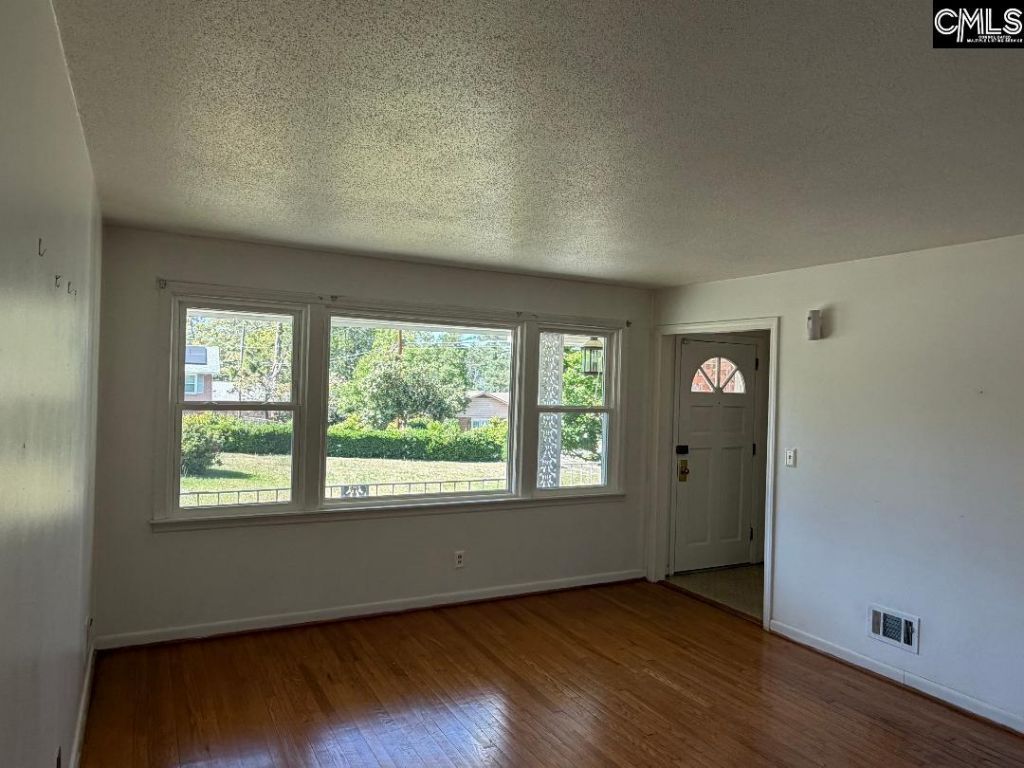 1960 Drexel Lake Photo 6