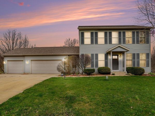 2233 Suncrest Breeze, Berrien Springs, MI 49103