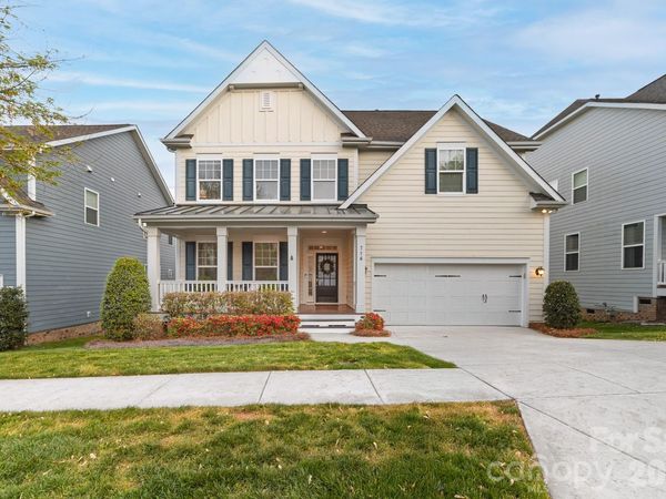 716 Lakeview Drive, McAdenville, NC 28101