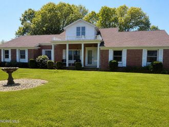 23746 W State Route 579 Curtice, OH 43412