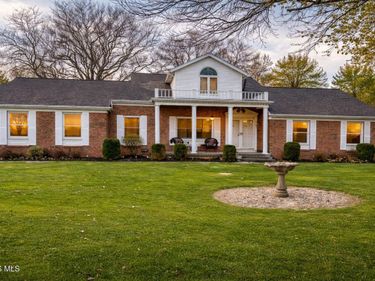 23746 W State Route 579, Curtice, OH 43412