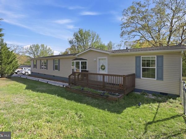 8 WALKER WAY, STAFFORD, VA 22554