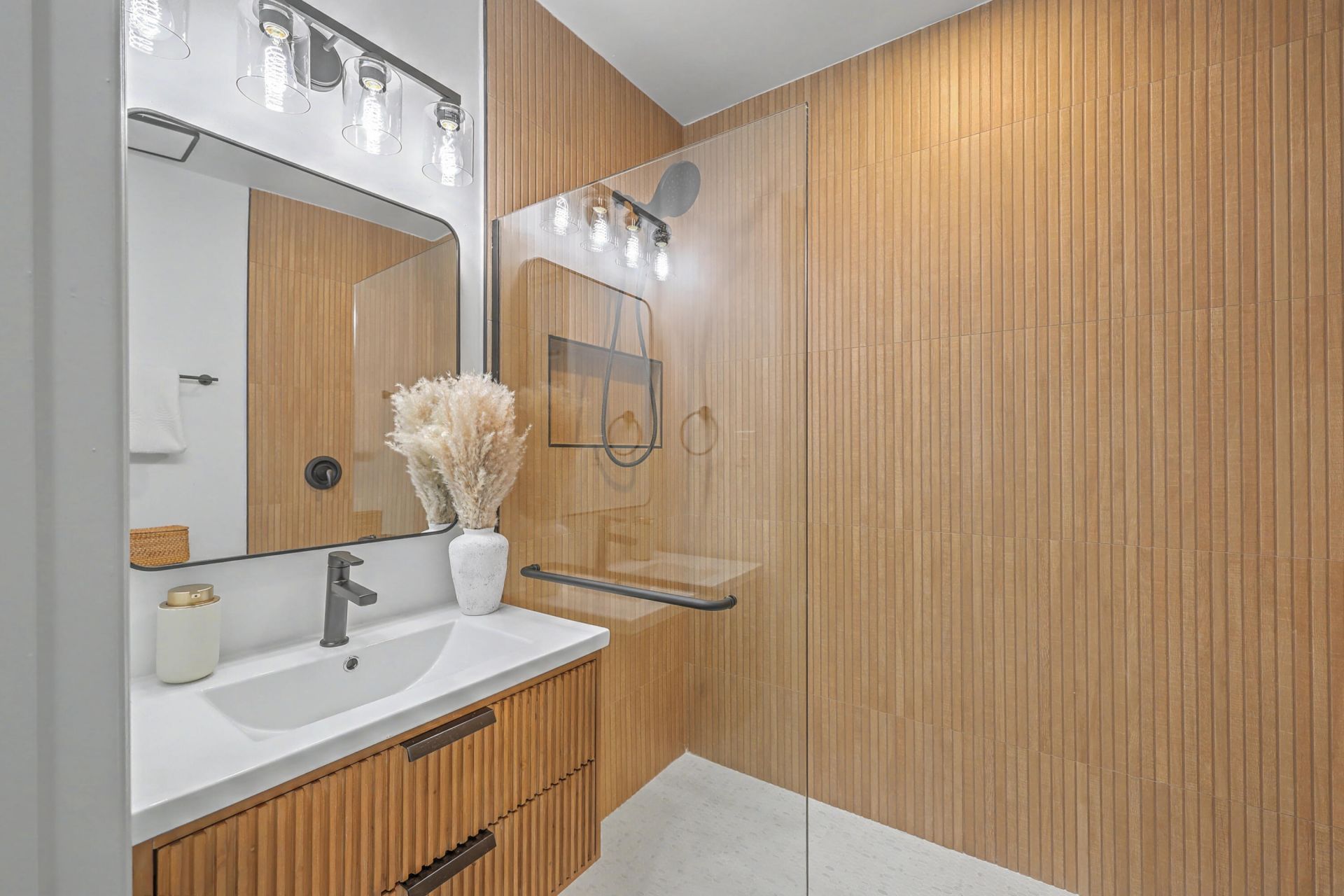 1509 Rainbow Road Photo 24