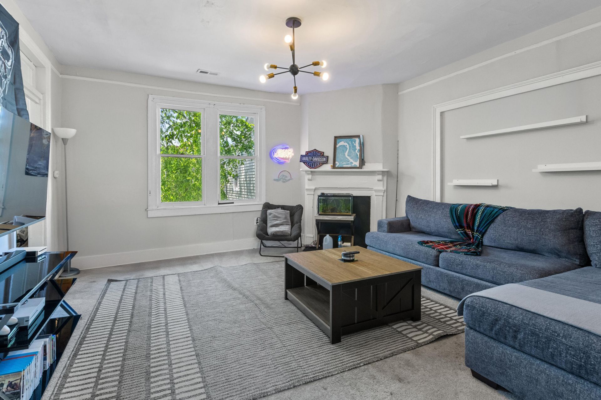 89 Columbus Street Photo 21