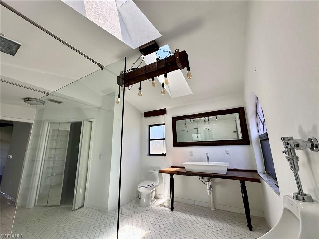 1922 SE 10th Pl , Cape Coral, FL 33990 Photo