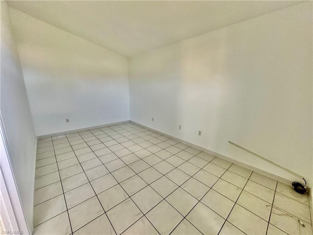 1922 SE 10th Pl , Cape Coral, FL 33990 Photo