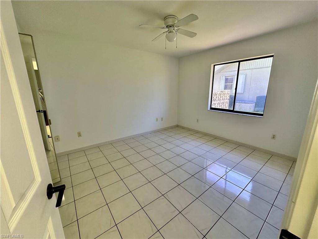 1922 SE 10th Pl , Cape Coral, FL 33990 Photo