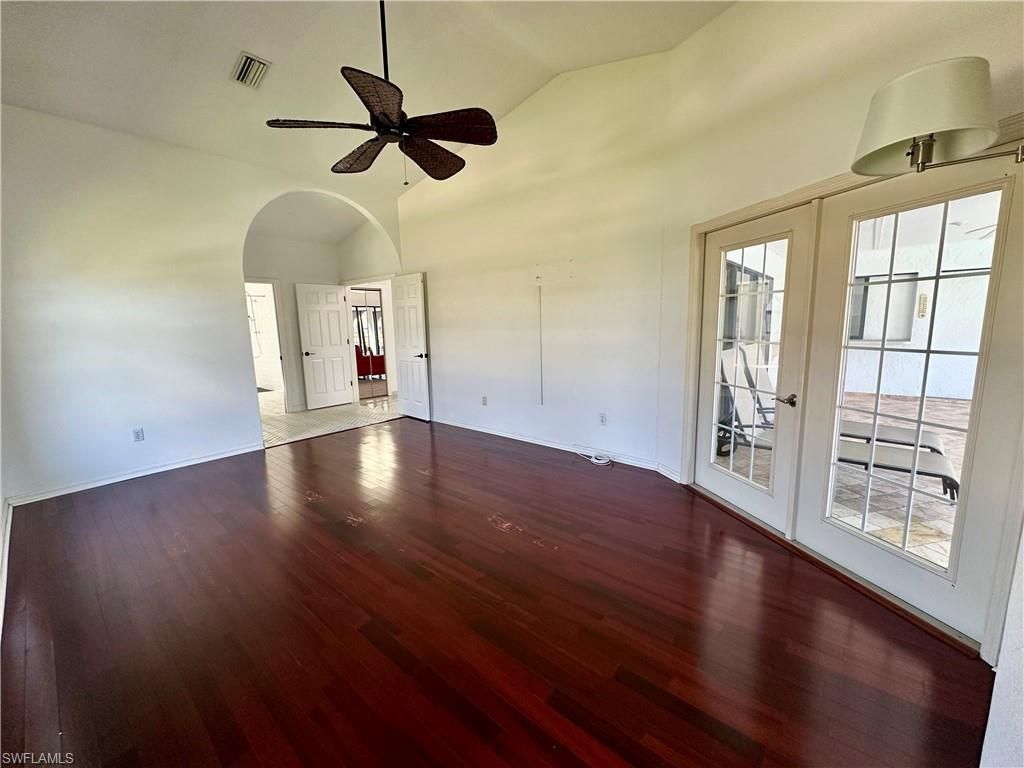 1922 SE 10th Pl , Cape Coral, FL 33990 Photo