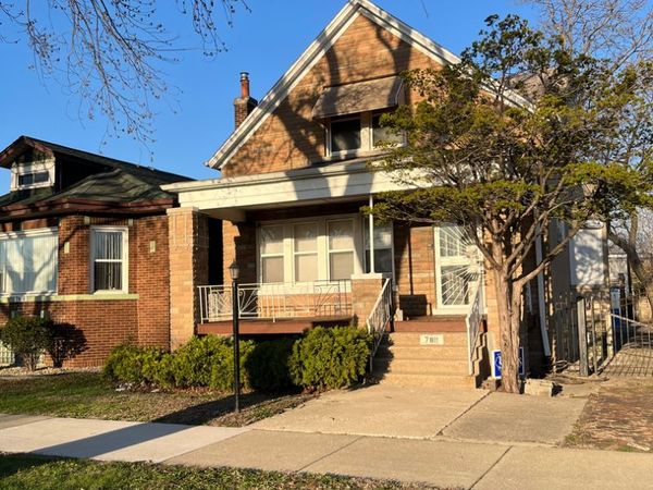 7811 S Wabash Avenue, Chicago, IL 60619