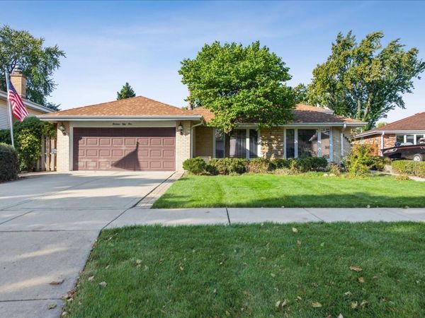 1454 Dayton Place, Des Plaines, IL 60018