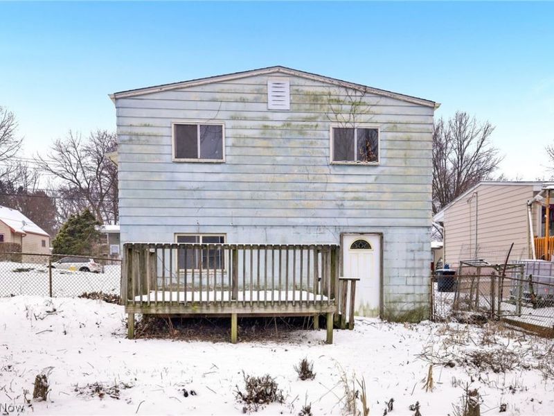 1159 Jeanie J Avenue, Akron, OH 44310 Photo 4