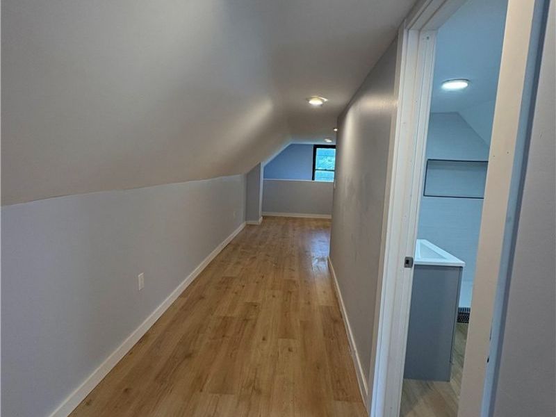 946 E 79th Street, Unit 3, Cleveland, OH 44103 Photo 5