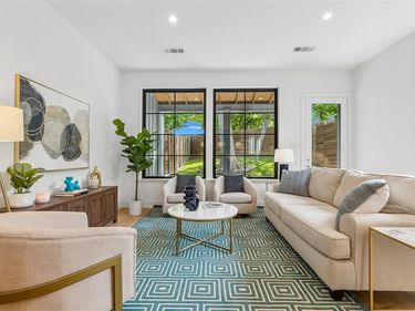 1228 Haines Avenue, Dallas, TX 75208