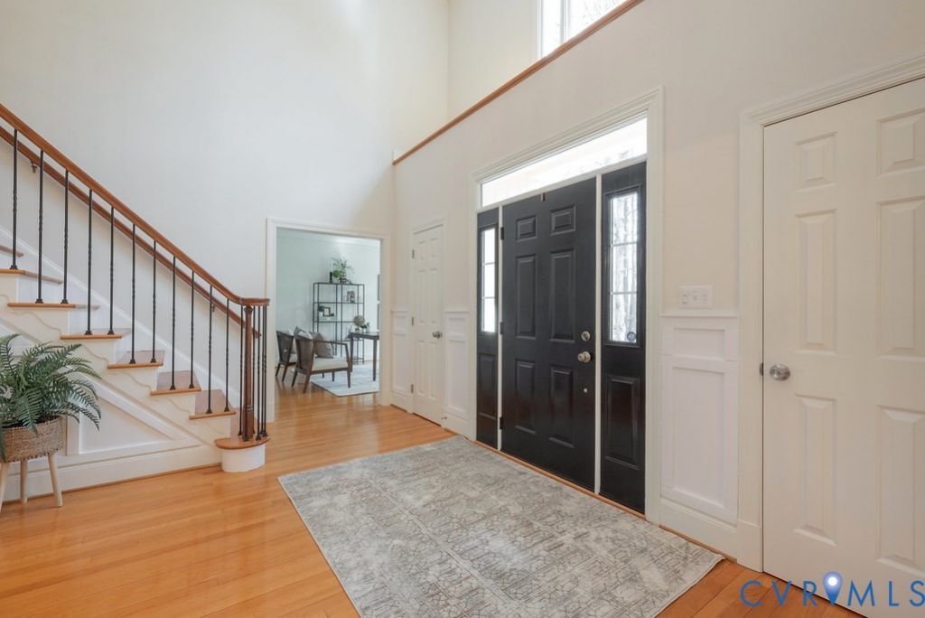 12206 Country Hills Terrace Glen Allen, VA 23059