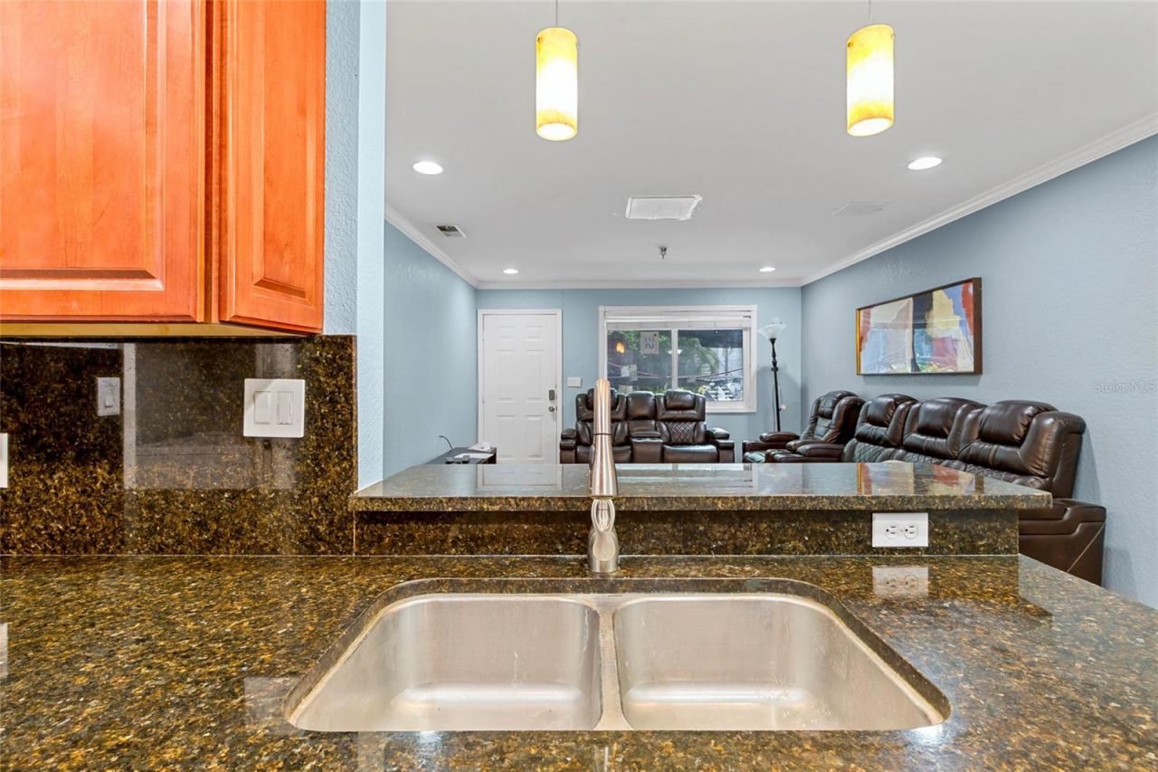 10265 Gandy Boulevard N, Unit 813, Saint Petersburg, FL 33702 Photo