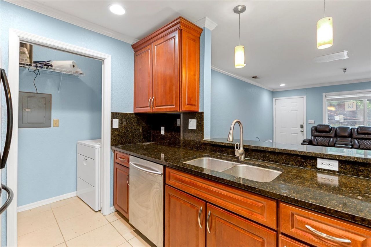 10265 Gandy Boulevard N, Unit 813, Saint Petersburg, FL 33702 Photo