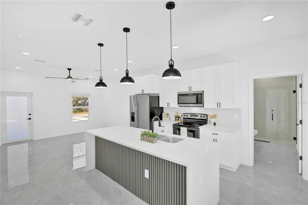 30095 Beech Rd Road , Punta Gorda, FL 33982 Photo