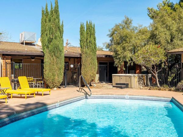 7579 Balsa Avenue, Yucca Valley, CA 92284