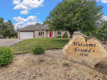 1540 Dutch Heritage Lane, Baldwin, WI 54002