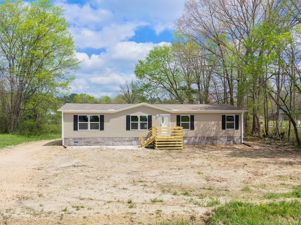 177 Georgia Ave S, Parsons, TN 38363