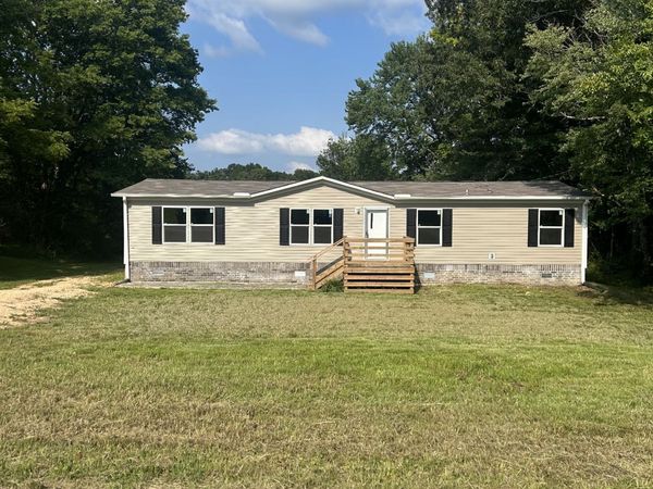 177 Georgia Ave S, Parsons, TN 38363