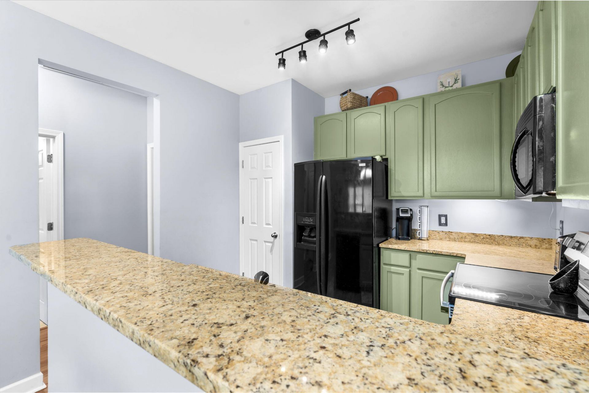 400 Chinquapin Drive Photo 11