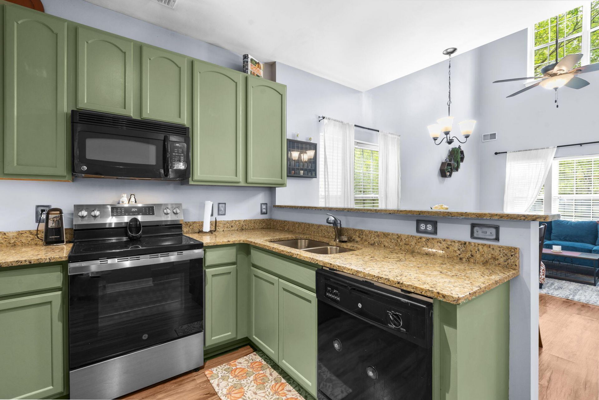 400 Chinquapin Drive Photo 12