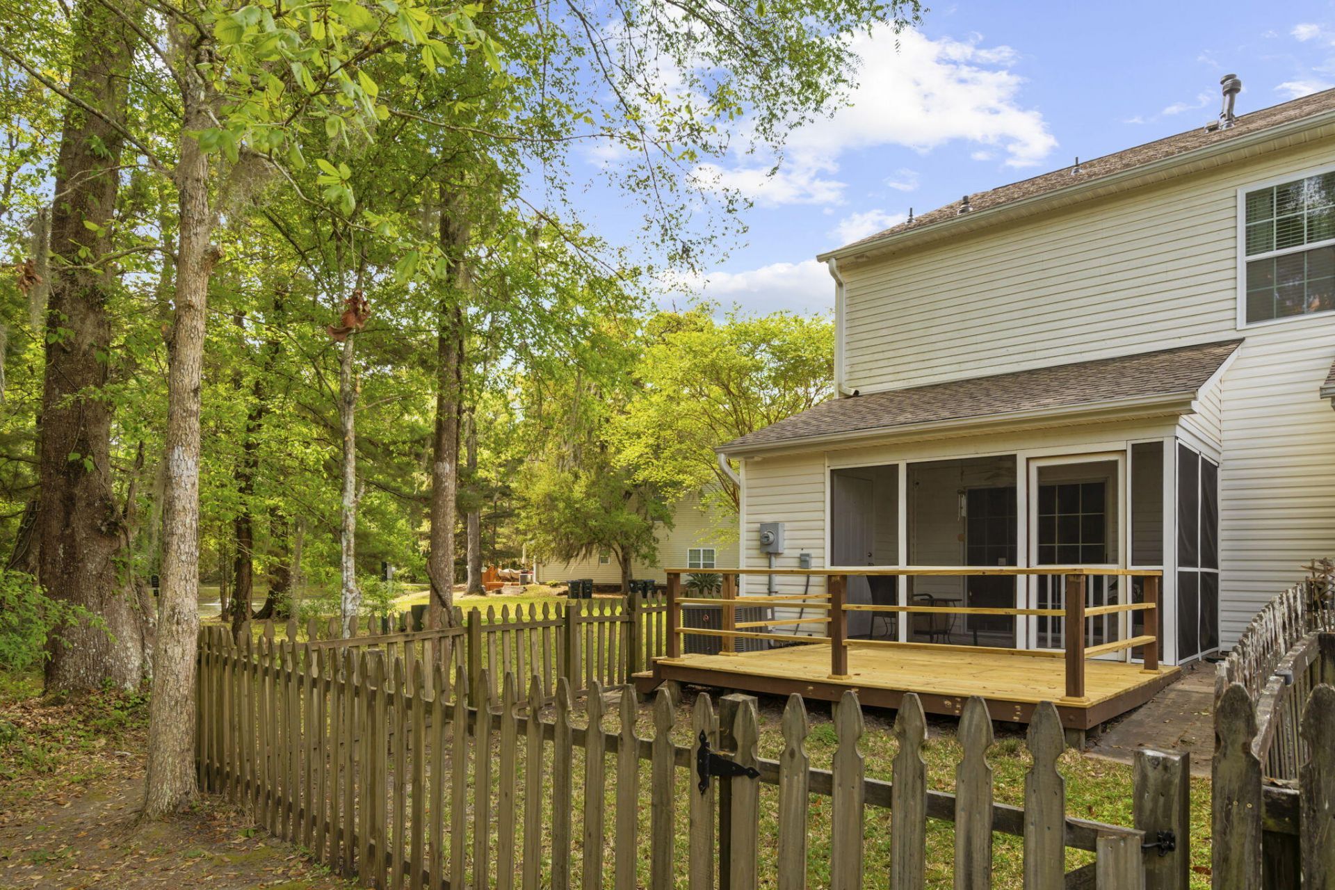 400 Chinquapin Drive Photo 36