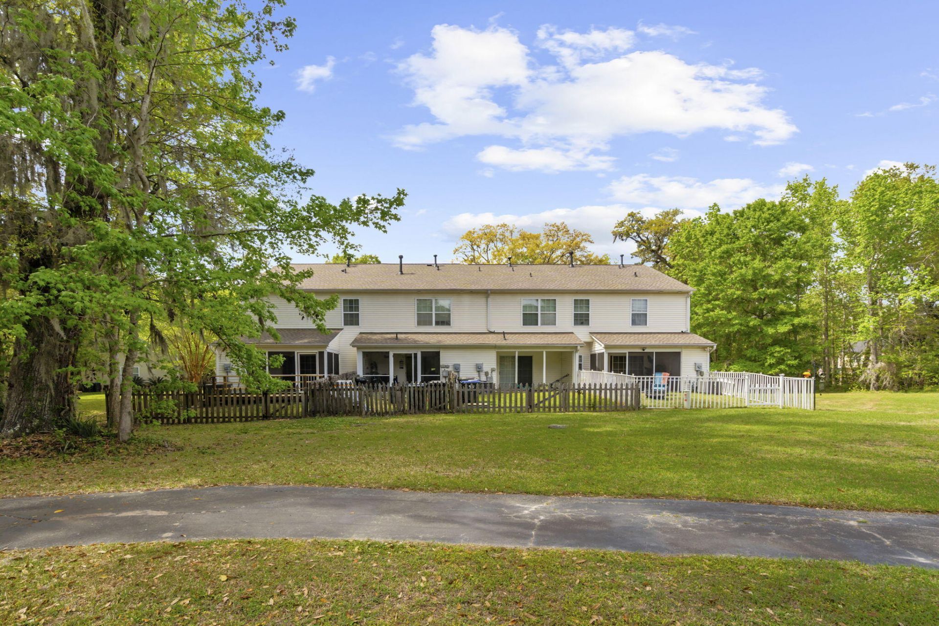 400 Chinquapin Drive Photo 41