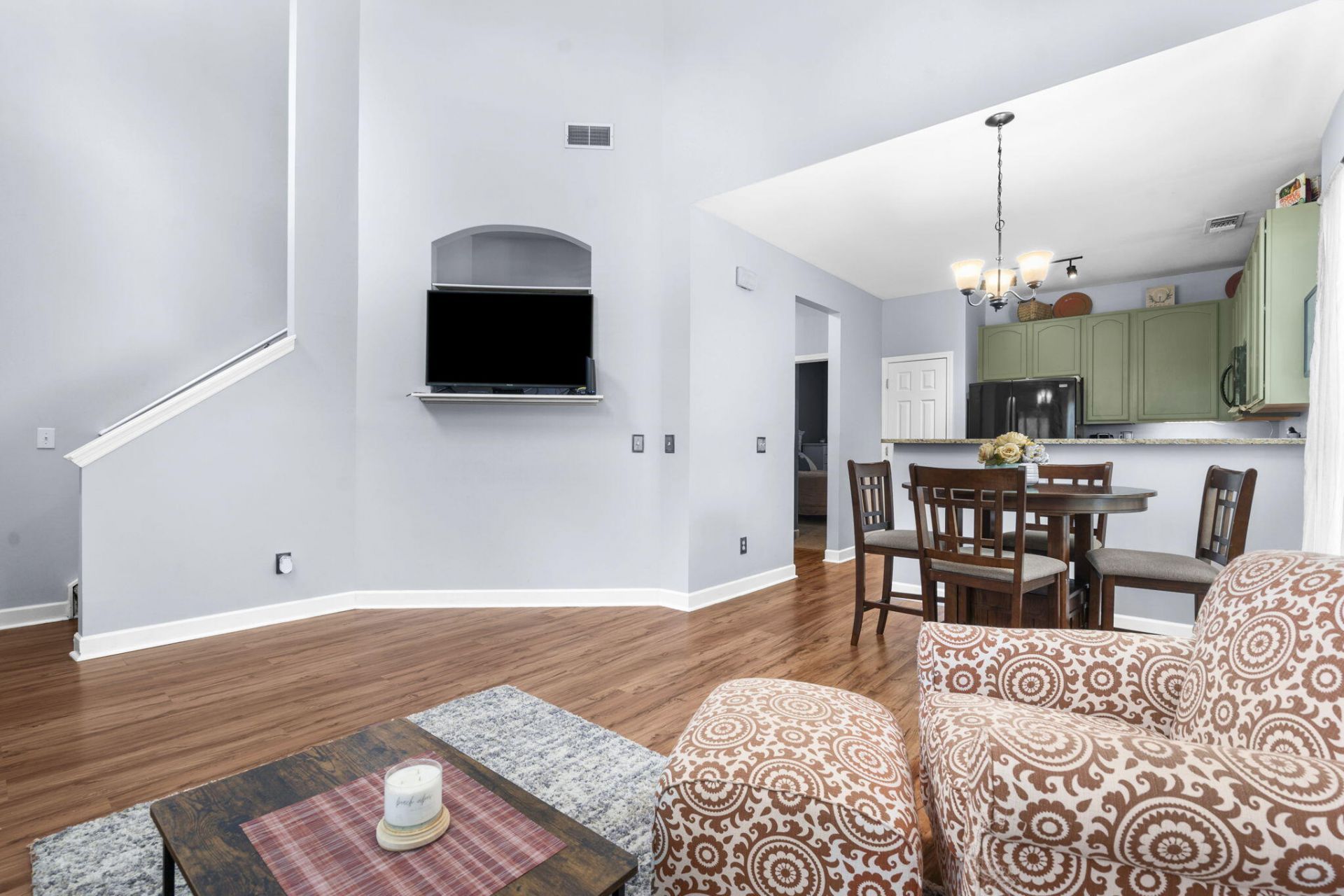 400 Chinquapin Drive Photo 5