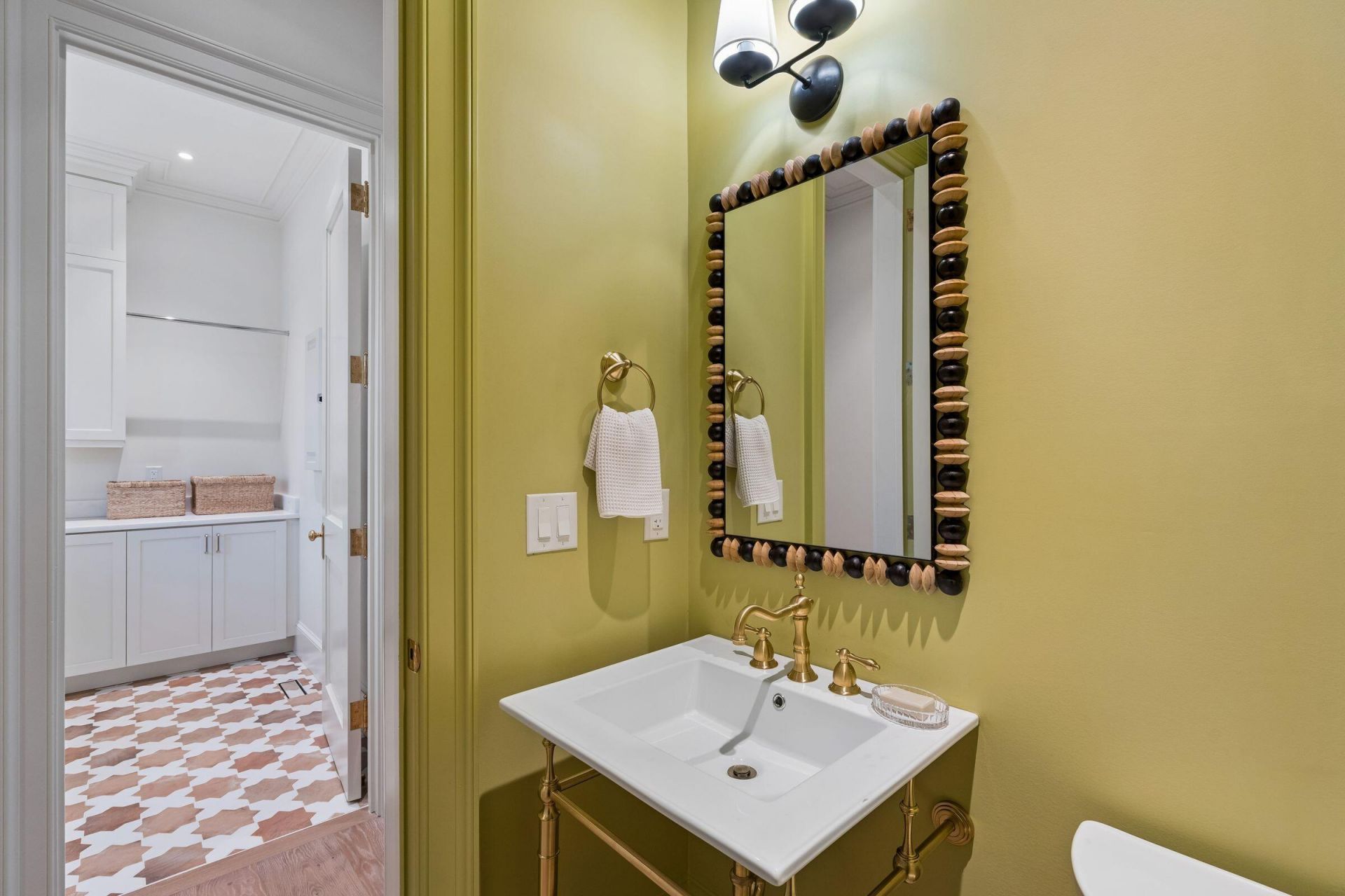 4 Trapman Street Photo 23