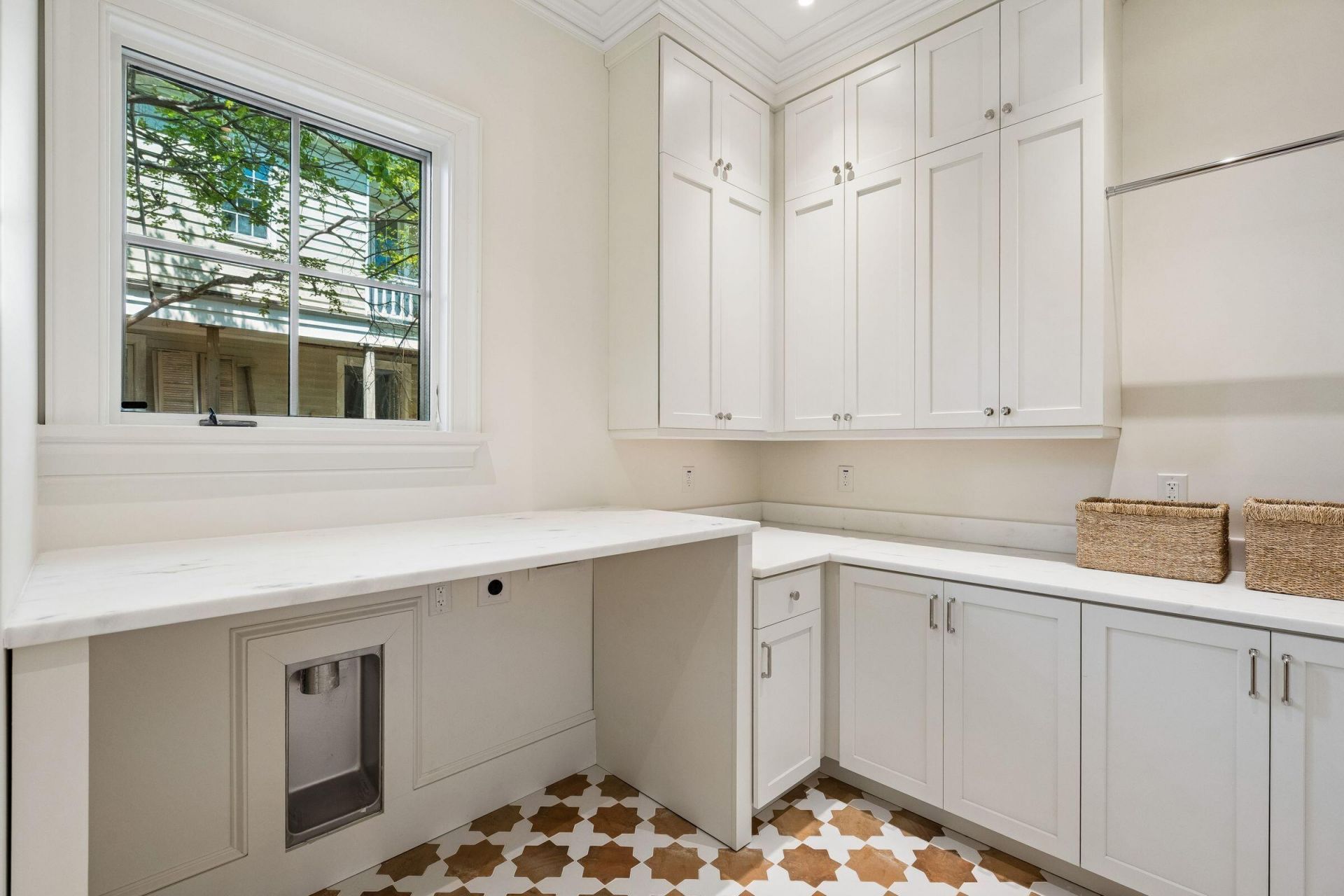 4 Trapman Street Photo 25