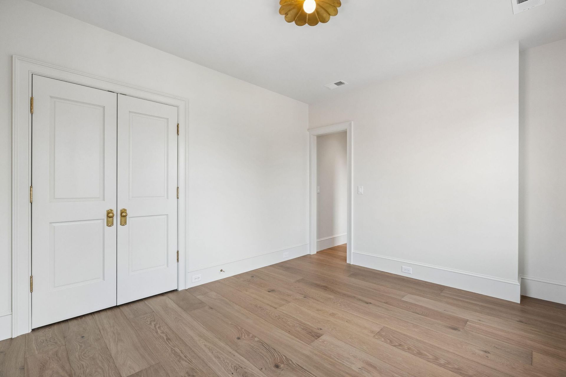 4 Trapman Street Photo 37