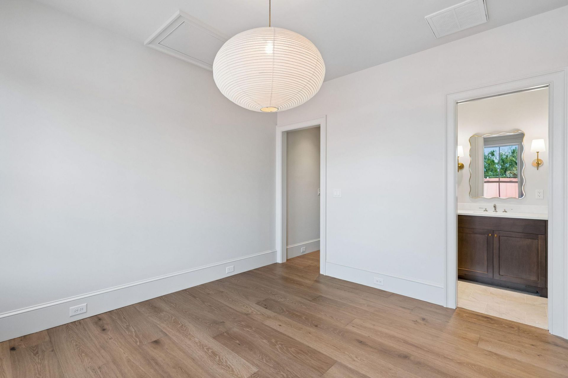 4 Trapman Street Photo 42