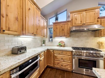 2820 Santa Claus Drive, South Lake Tahoe, CA 96150 Photo