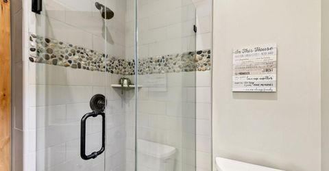 2820 Santa Claus Drive, South Lake Tahoe, CA 96150 Photo