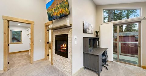 2820 Santa Claus Drive, South Lake Tahoe, CA 96150 Photo
