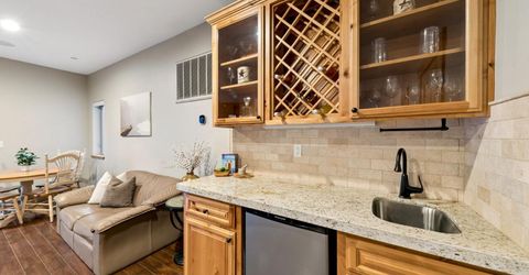 2820 Santa Claus Drive, South Lake Tahoe, CA 96150 Photo