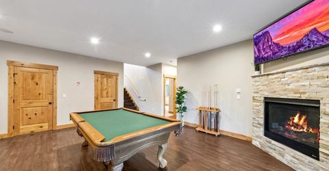 2820 Santa Claus Drive, South Lake Tahoe, CA 96150 Photo