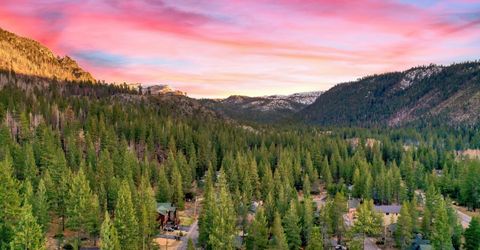 2820 Santa Claus Drive, South Lake Tahoe, CA 96150 Photo