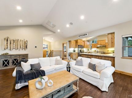 2820 Santa Claus Drive, South Lake Tahoe, CA 96150 Photo
