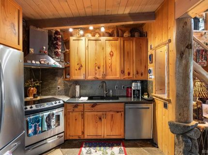 3724 Regina Road, South Lake Tahoe, CA 96150 Photo