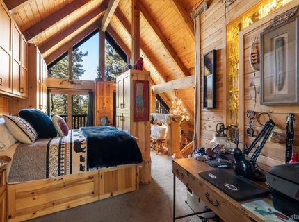 3724 Regina Road, South Lake Tahoe, CA 96150 Photo